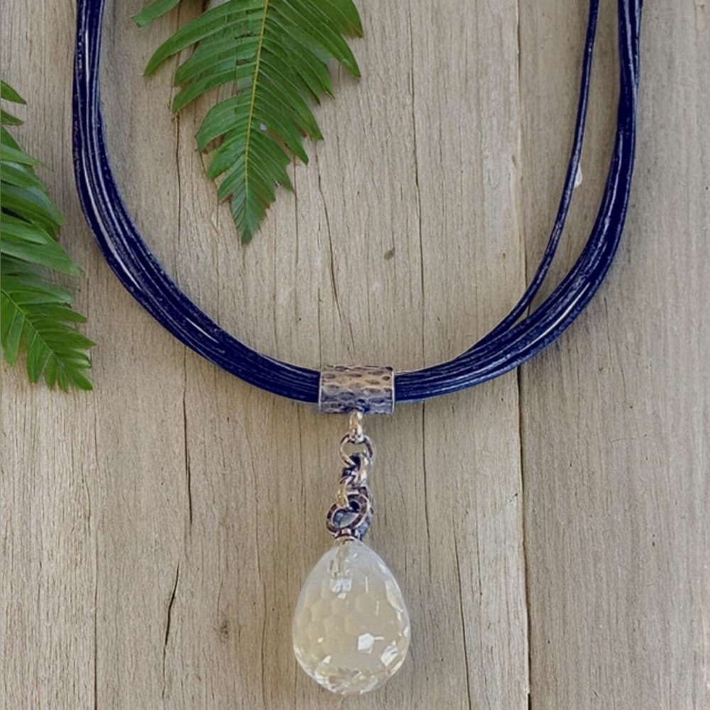 Silpada BlackLeather  Necklace with Crystal Pendant N1494 16” with 3” extender